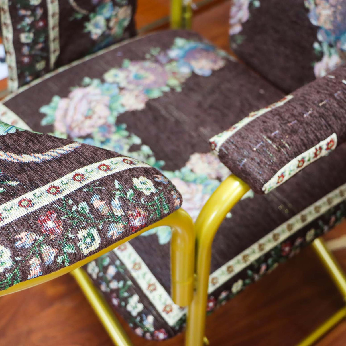 كرسي الصلاة المطور