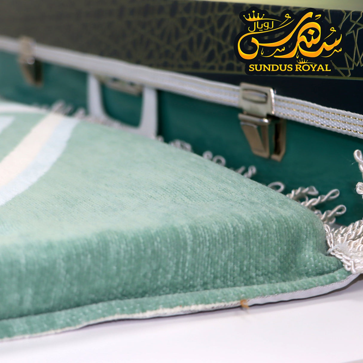 Sundus Royal Prayer Mat